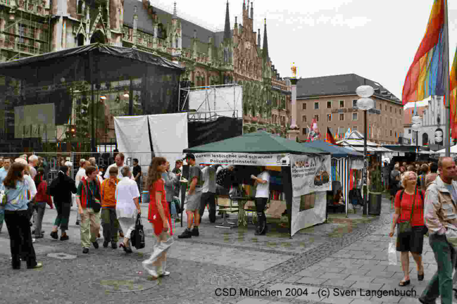 AHsAB-Infostand auf dem Marienplatz, CSD Mnchen 2004